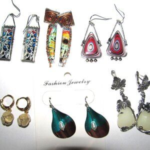 Lot of 6 earrings size 1'-2" colorful contemporary